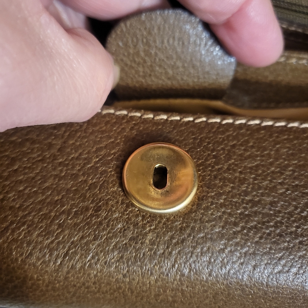 (SOLD)Authentic vintage (1970's ) Gucci bamboo top handle bag - Picture 14 of 16